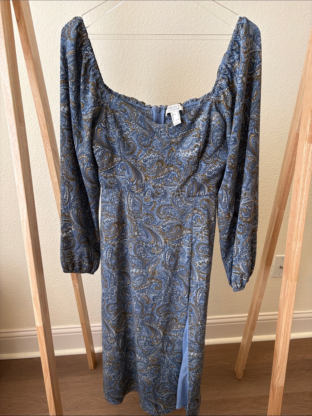 Forever 21 Blue and Brown Paisley Long Sleeve Midi Dress